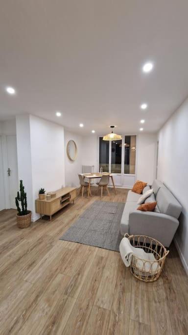 Appartement Saint Charles Marseille Bagian luar foto