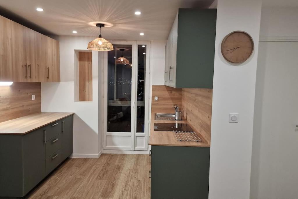 Appartement Saint Charles Marseille Bagian luar foto
